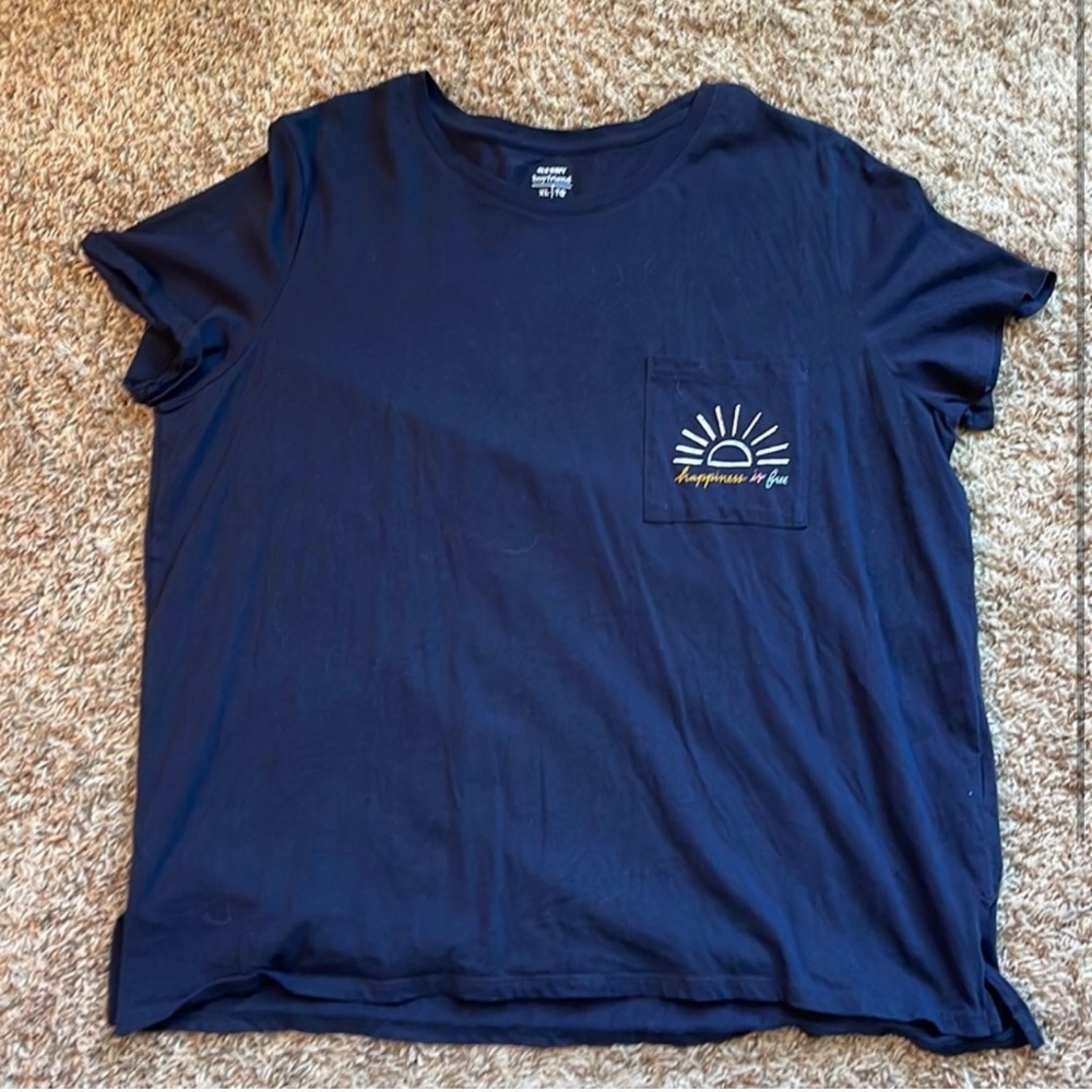 old navy navy pocket tee